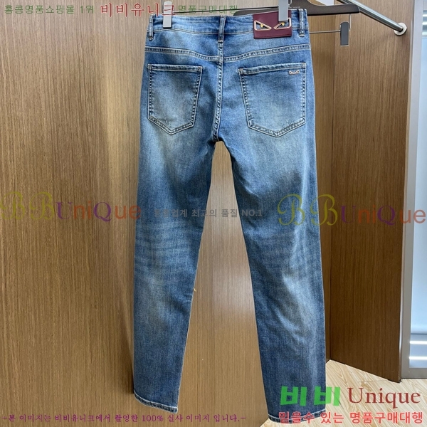   û FD941236