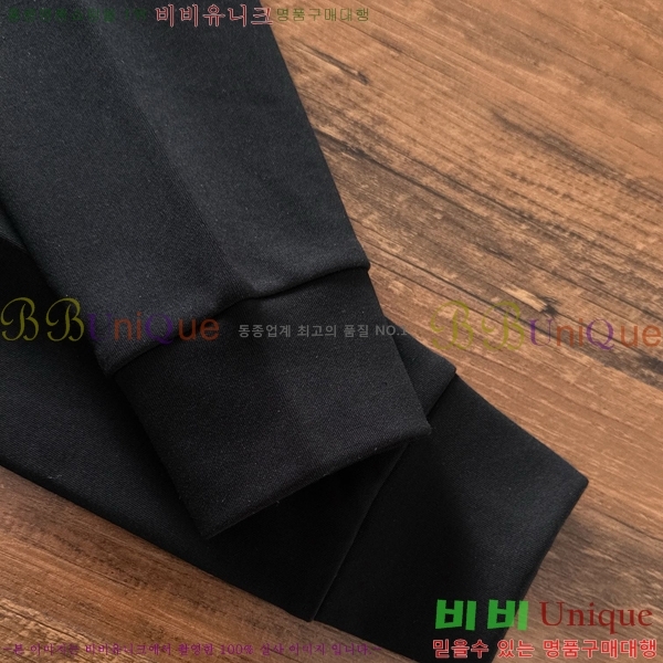    Ƽ B937479