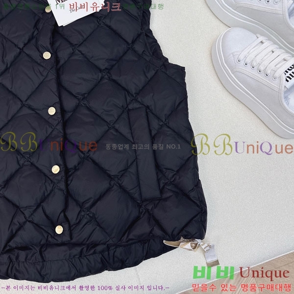  ** ٿ е  MAXM1233-17