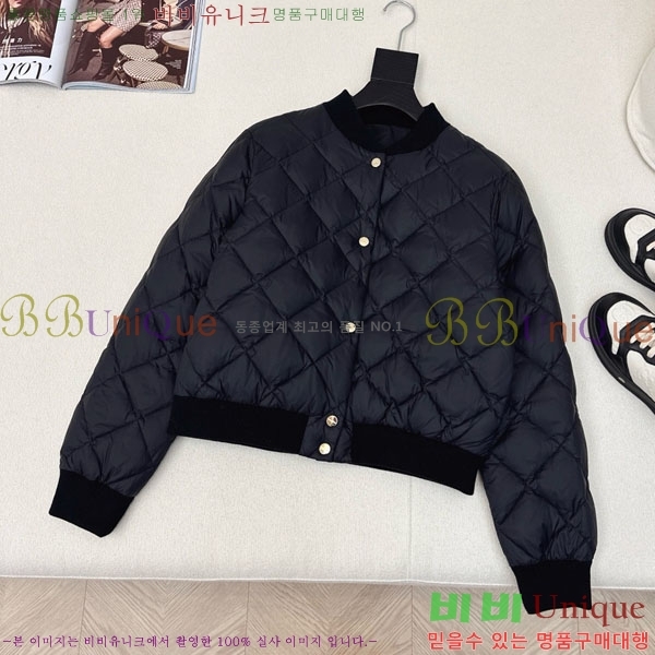  ** ٿ е MAXM1233-21