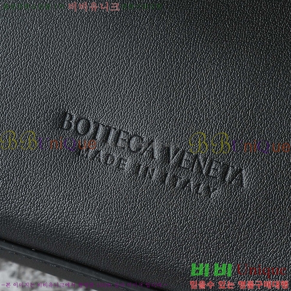 װŸ    835835-1002