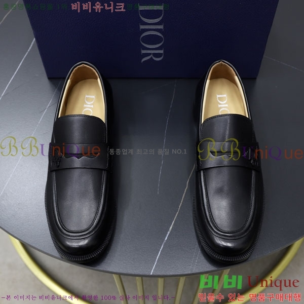   / DR657750-4
