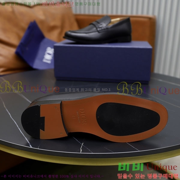   / DR657750-4