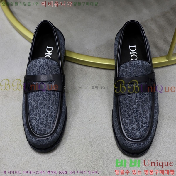   / DR657750