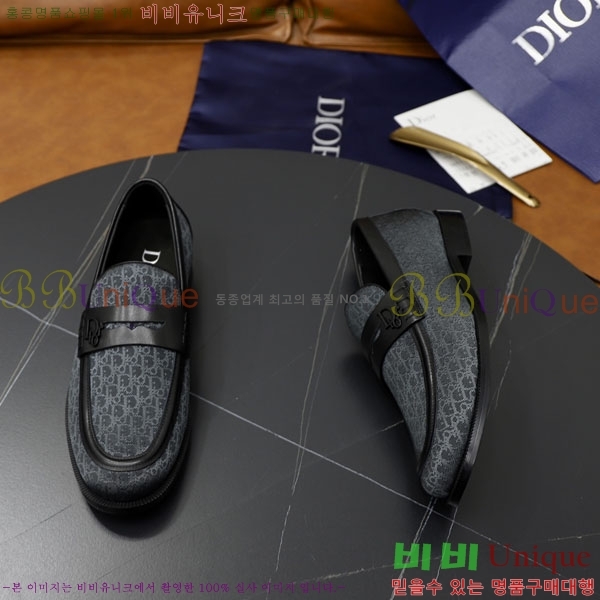   / DR657750