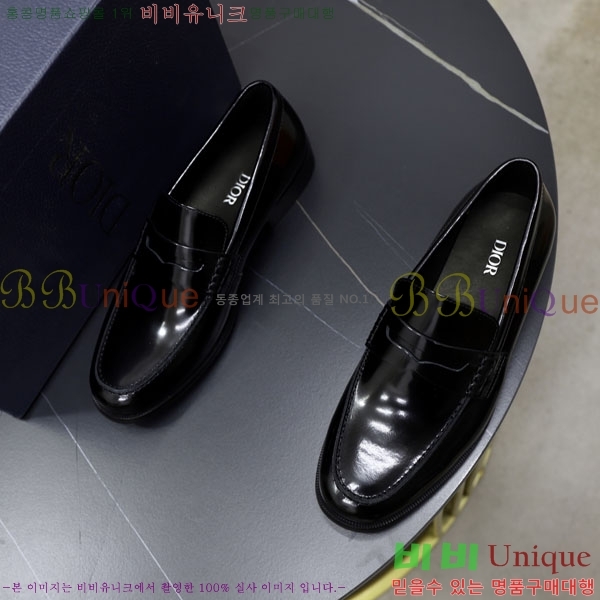    DR670066