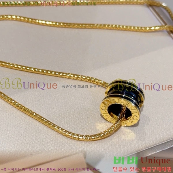  Ұ  BV113403-5