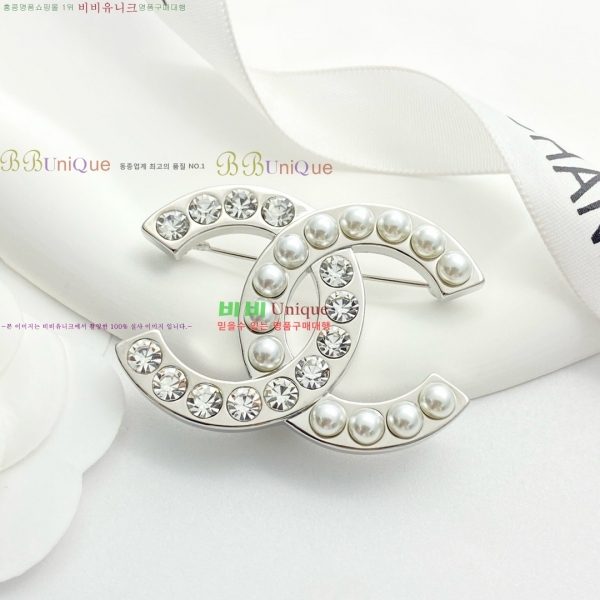  * ġ CH6234208-3