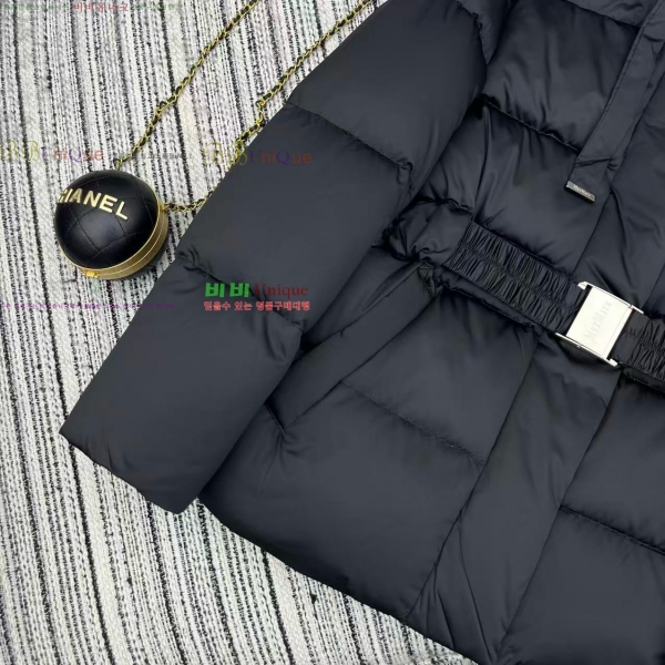 ���� ��**�� �ٿ� �е� MAXM3212088-6