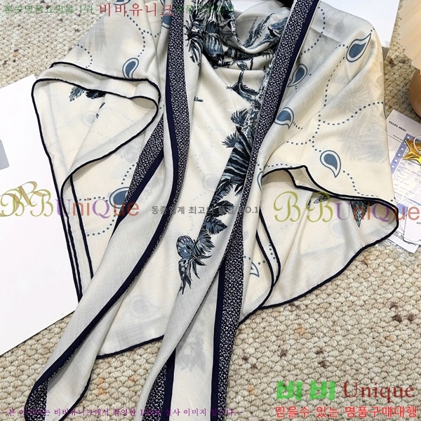 # ÷/ī D452002