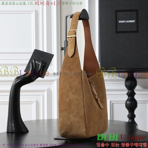 #ζ  5 À 7  713938-2003