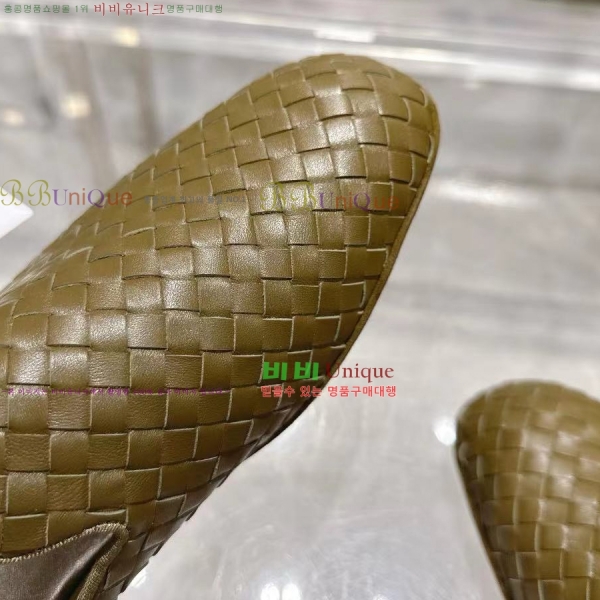  װŸ   44BV2510222-3