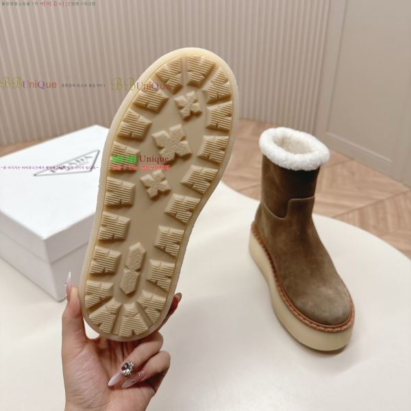  * ̵  46FY25102815-4