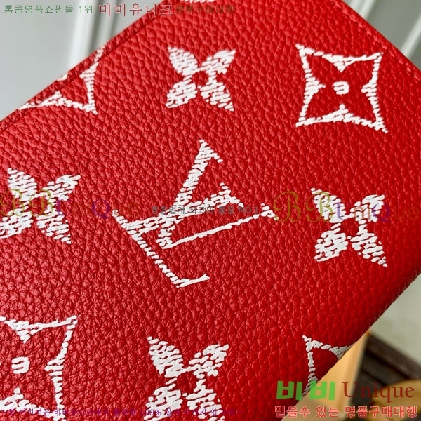 #���̺��� �н���Ʈ Ŀ�� M26059-103