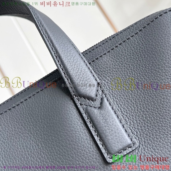 #̺ Ʈ 긮̽ M15258-100