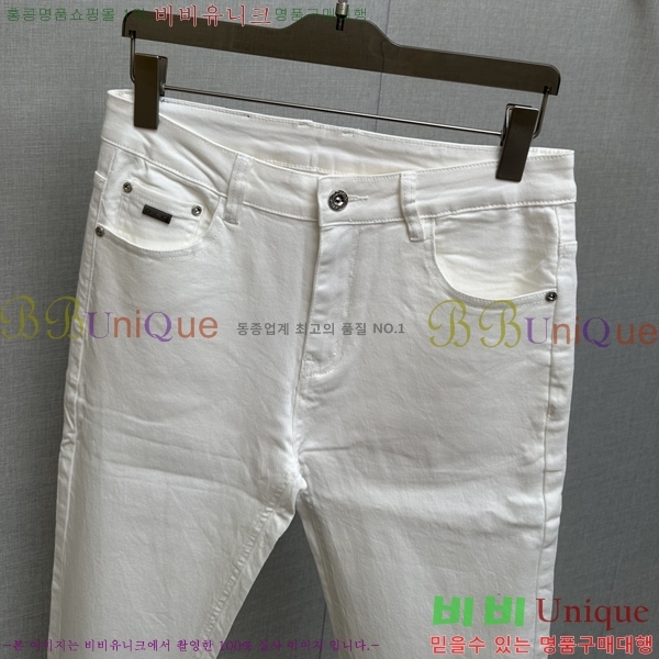  **Ƴ û LP86921-1