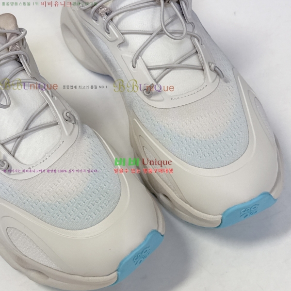 ο x on Ŀ  29LW2510147-12