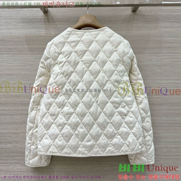  η** ٿ е LP1453408-11