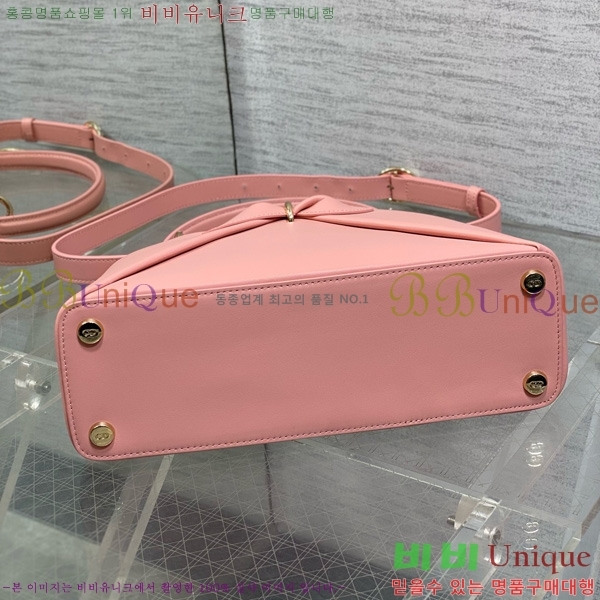 # ٺ  žڵ M0737-107