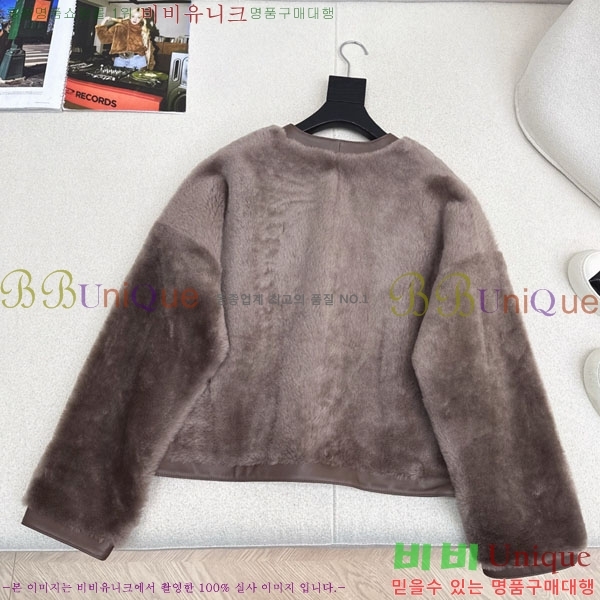 ���� �ο��� �þ �� ���� LWE3242340-4