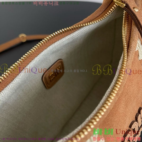 #�̿�̿� �����̵� ũ�μι� 5BC125-901