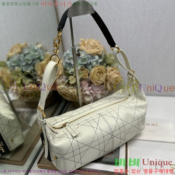 # D-Journey ̵  M2417UT-501