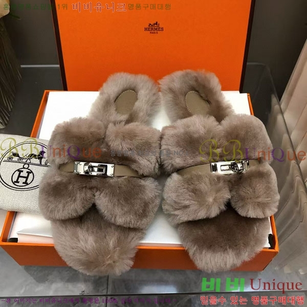 ޽   þ  W861001-2