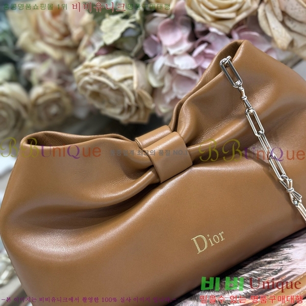 #��� ���� ü�ι� M0714-103