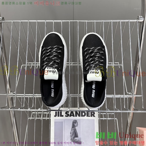 �̿�̿� ����Ŀ�� MU221665-1