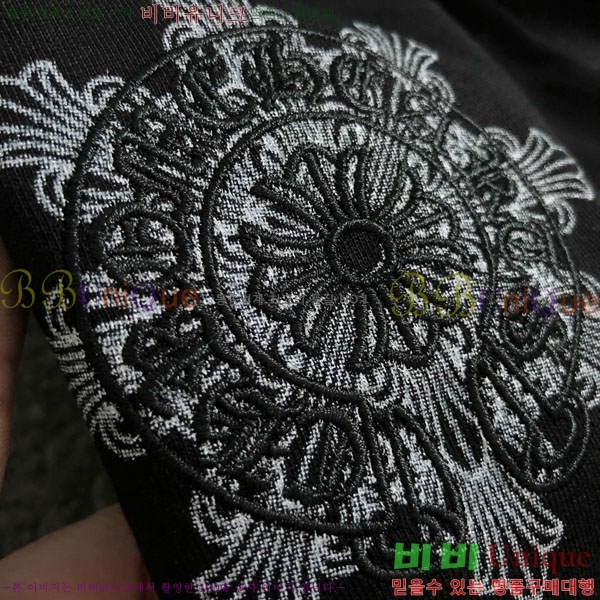 ���� ũ������ ���� Ƽ���� CH548259