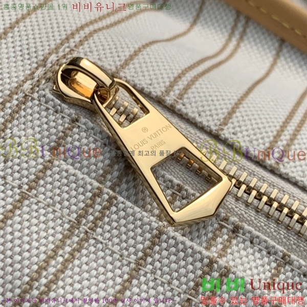 #���̺��� ĳ���� MM M27948-101