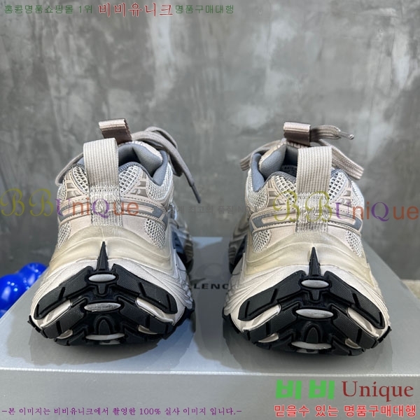 �߷��þư� 6XL Ʈ���̳� ����Ŀ�� BLA3568901-7