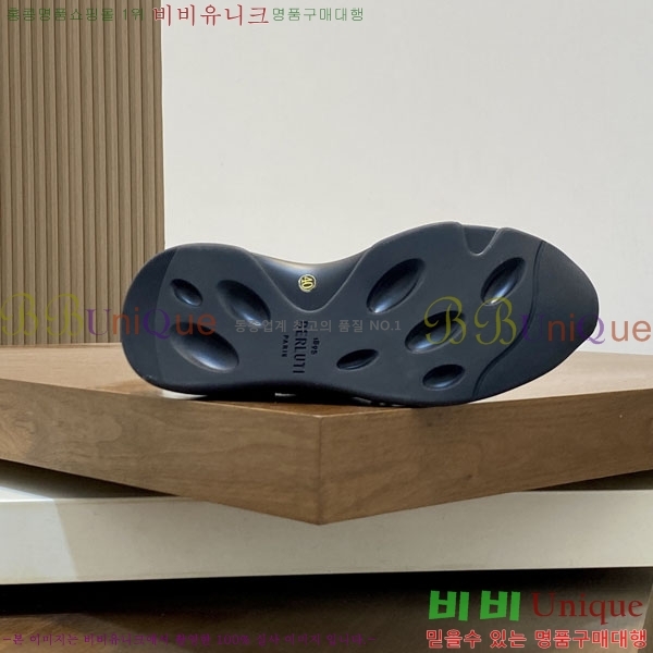 ���� ���ڷ� ��ġ�ڸ� ����Ŀ�� BC530363