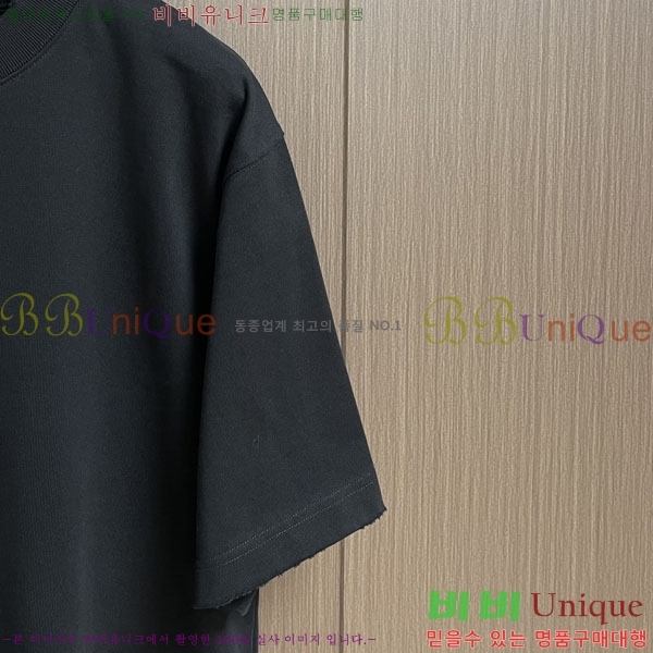 ���� �߷��þư� ���� Ƽ���� BL07797-2