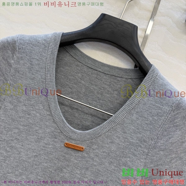 ���� �̿�̿� ���� Ƽ���� MU233023-9