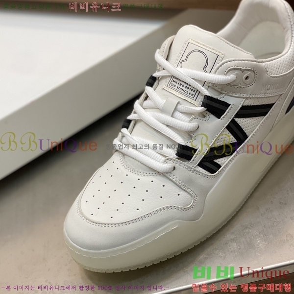 ���� ��**�� ����Ŀ�� M329745-5