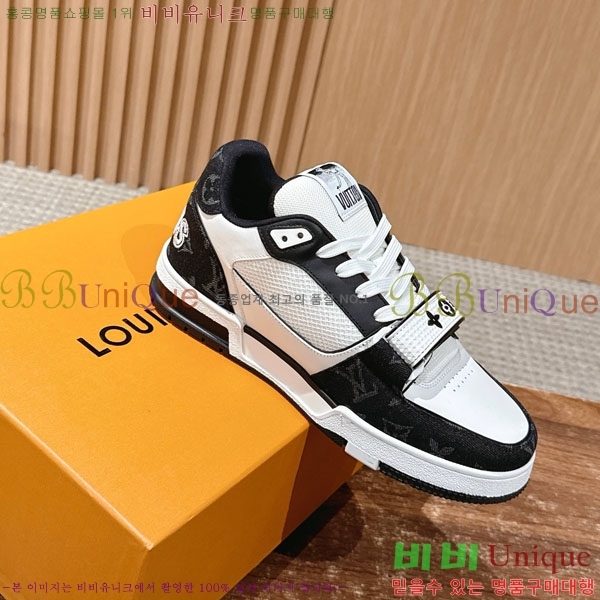 �������� LV Ʈ���̳� ����Ŀ�� LV511802-2