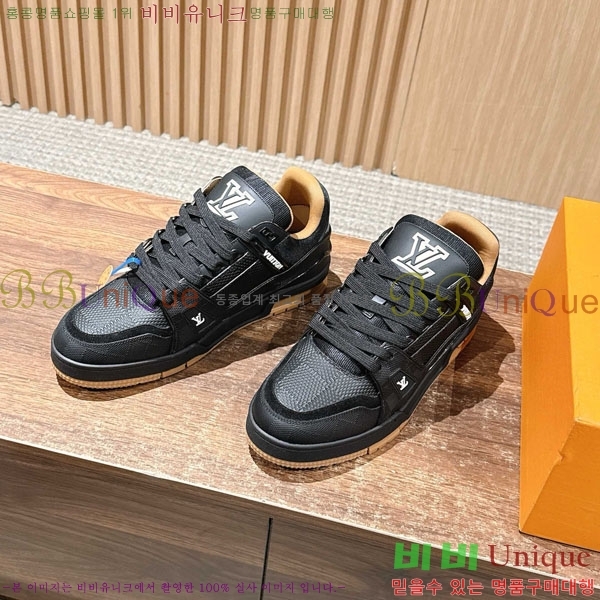 �������� LV Ʈ���̳� ����Ŀ�� LV5116602-11