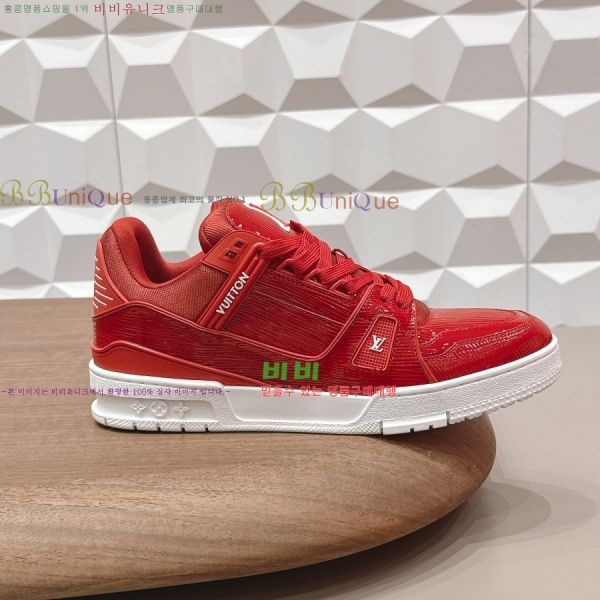 �������� LV Ʈ���̳� ����Ŀ�� 47LV262251-1