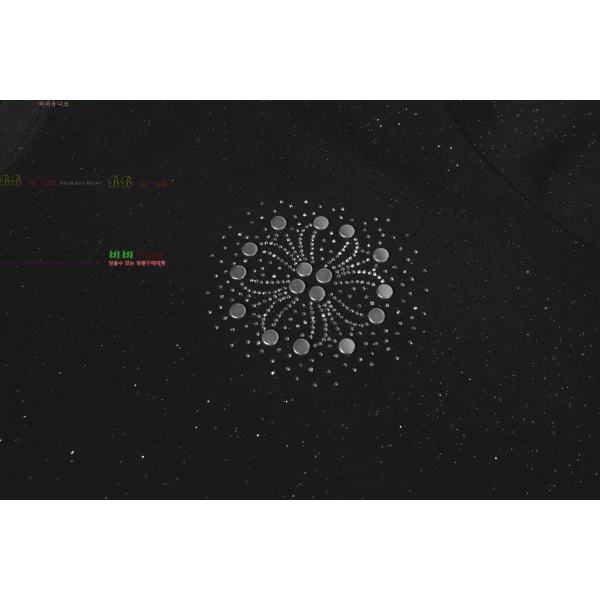 ���� ũ������ ���� Ƽ���� CH817357