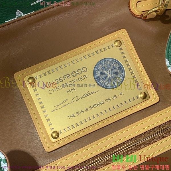 #���̺��� ũ�������� MM ���� M55699-303