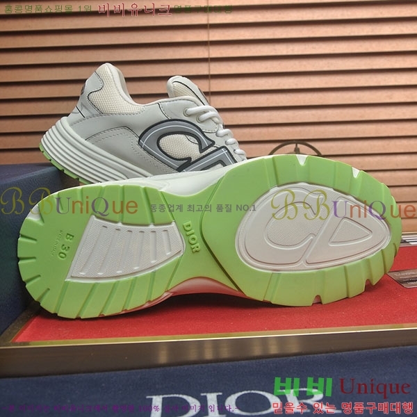 ���� ��� ����Ŀ�� DR889804-4