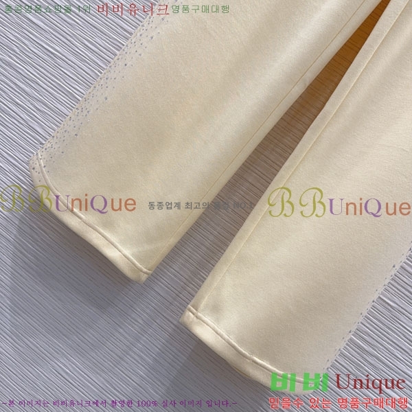 ���� �̿�̿� ���� MU1345075-1