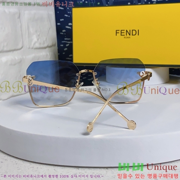 ��* ���۶� F97044-4