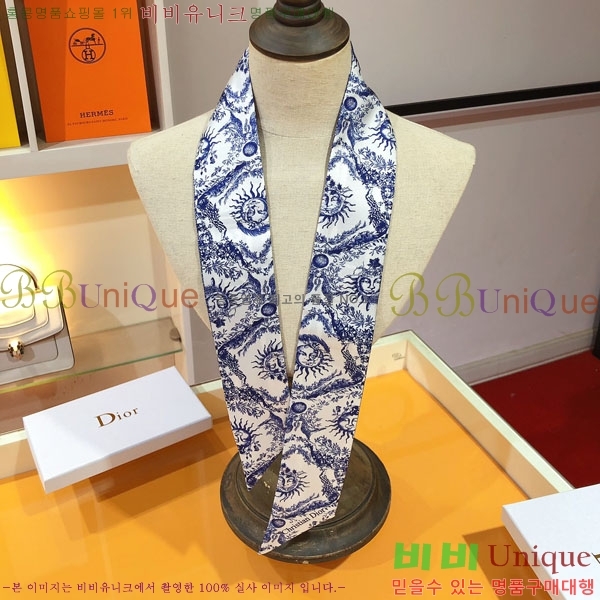 ��� Ʈ���� D84115