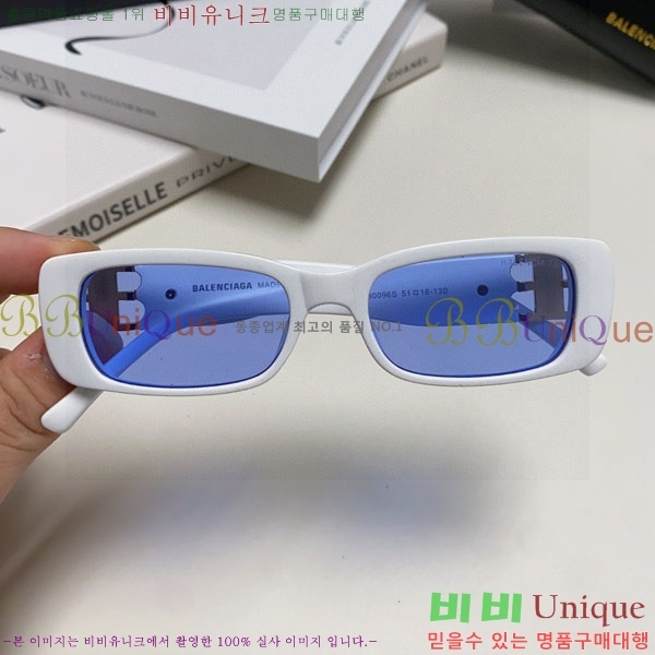 �߷�**�� ���۶� B96825-1