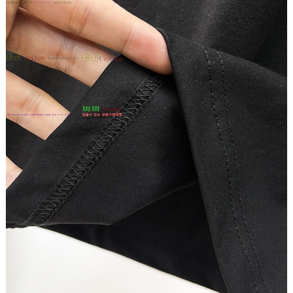 ���� ũ������ ���� Ƽ���� CH628743-4
