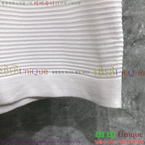 ���� ����� ī�� ����Ƽ TB971640-4