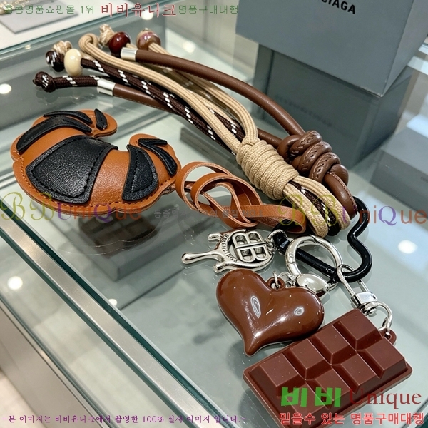 �߷��þư� ŰȦ�� BA37570-6