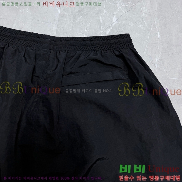 ���� �߷��þư� ĳ�־� �ݹ��� 22BL26893-1